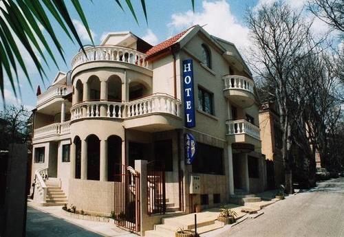 Antik Hotel Varna Exterior photo