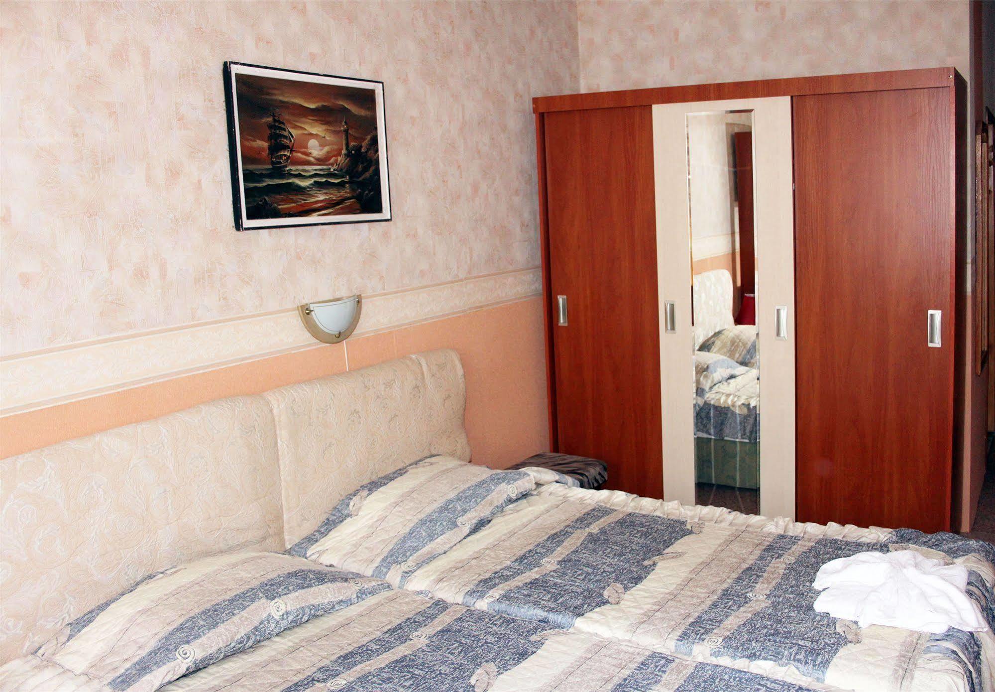 Antik Hotel Varna Exterior photo